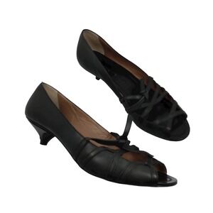 Sigerson Morrison kitty heels shoes Size 9 black Luigi XV heels